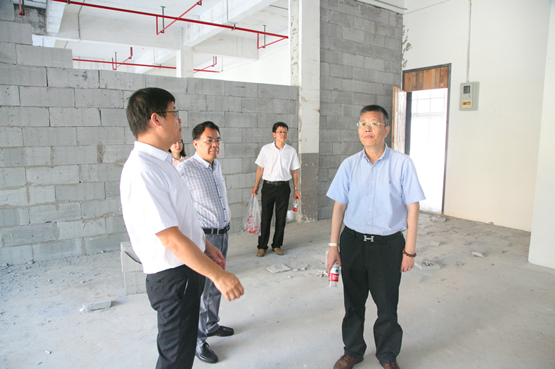 省國資委外派監(jiān)事會(huì)方建平主席調(diào)研信聯(lián)鋼廠