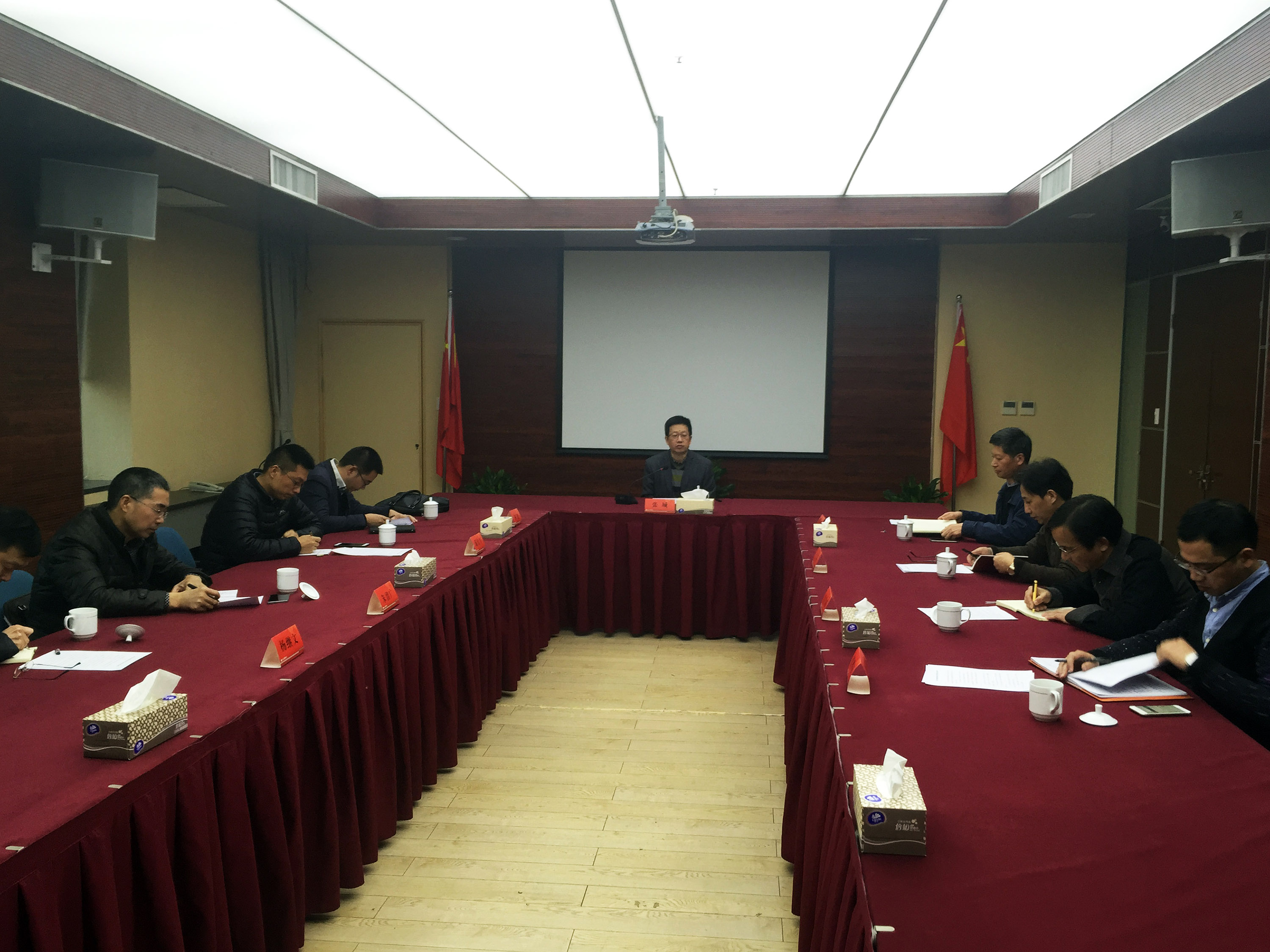 浙江省二輕集團(tuán)公司紀(jì)委對(duì)申達(dá)德清建設(shè)項(xiàng)目管理人員進(jìn)行集體廉潔談話(huà)