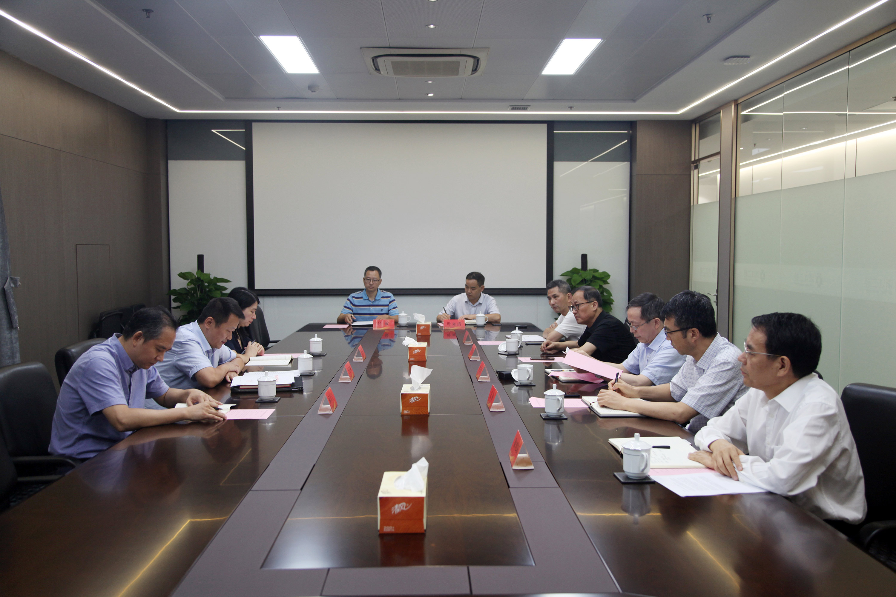 浙江省委調(diào)整省二輕集團領(lǐng)導(dǎo)班子