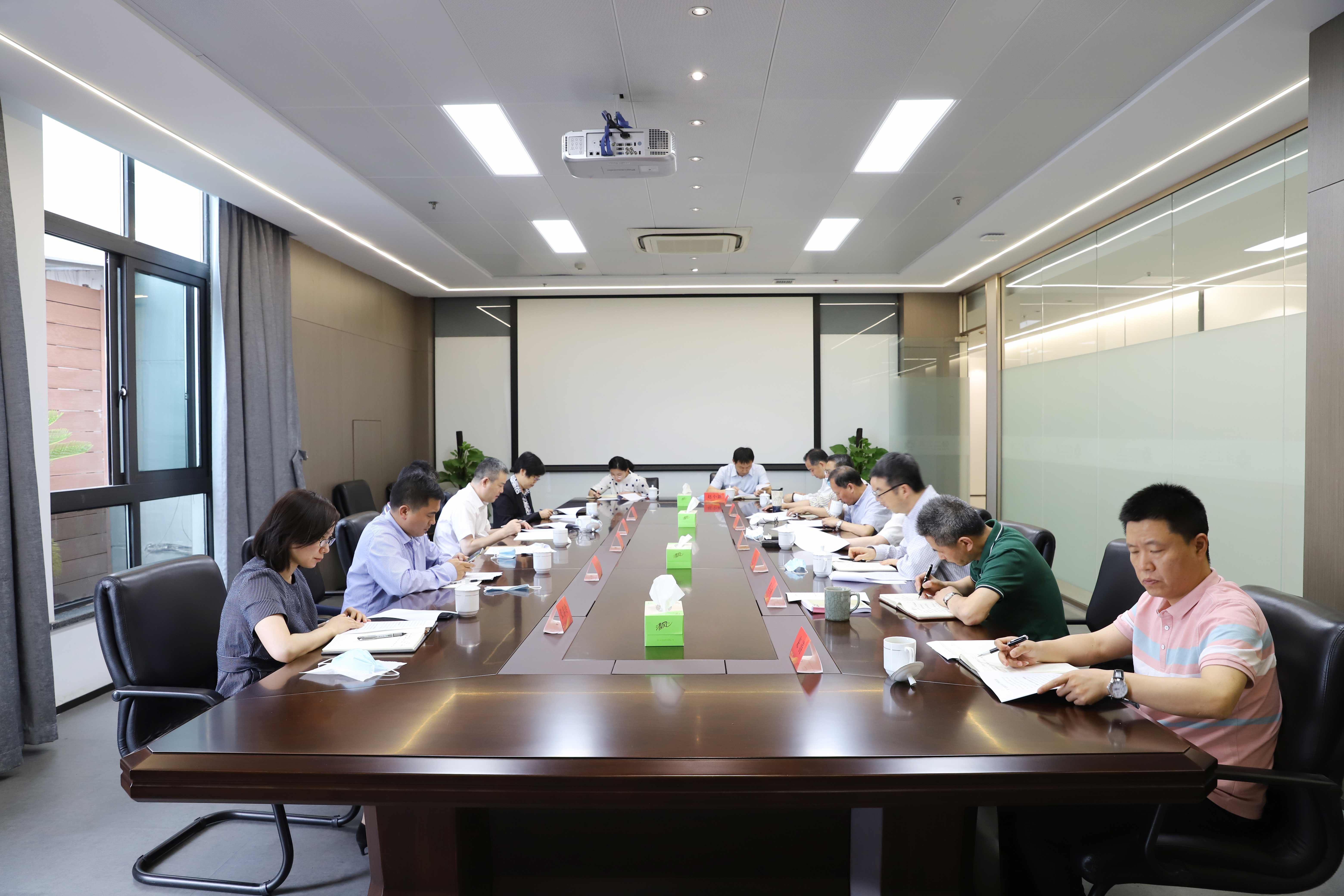 省國資委黨委委員方建平一行蒞臨集團(tuán)公司調(diào)研指導(dǎo)