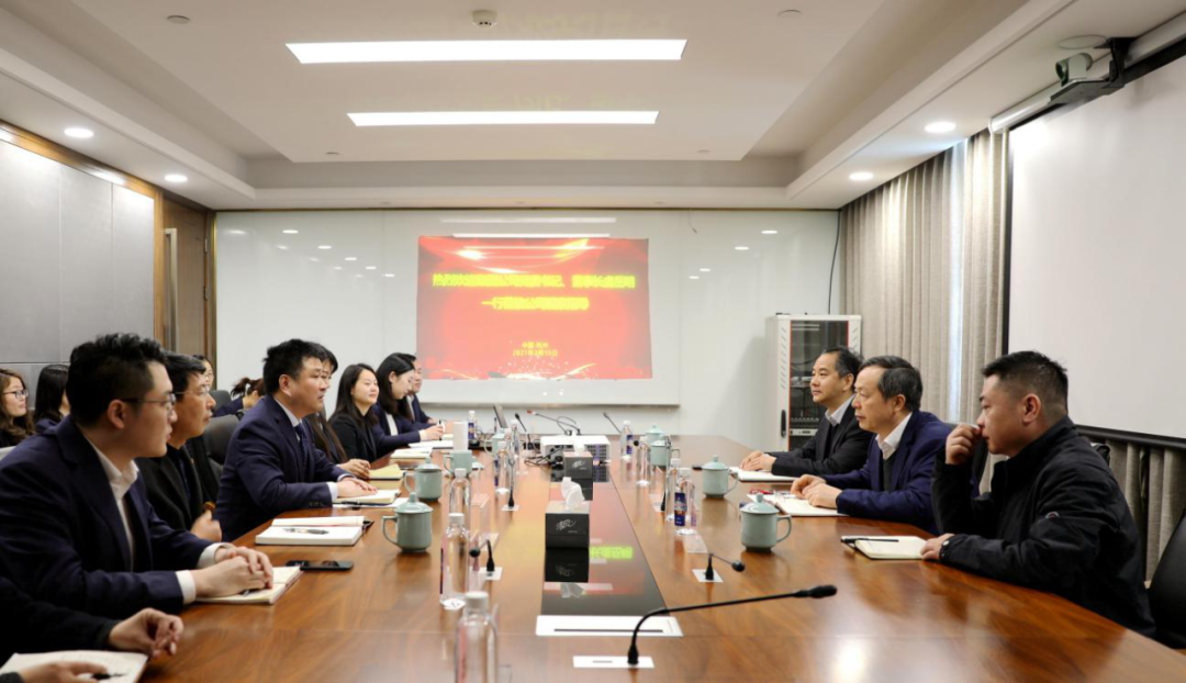 虞岳明赴建設(shè)租賃公司調(diào)研時(shí)要求：在嚴(yán)控風(fēng)險(xiǎn)的前提下爭(zhēng)取為集團(tuán)多作貢獻(xiàn)