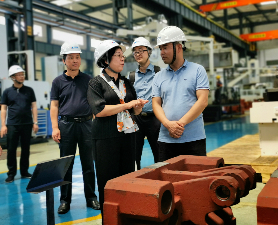 中國塑機協(xié)會常務副會長粟東平赴申達公司調研