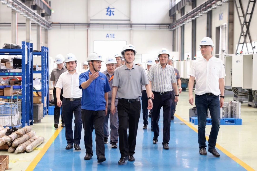 德清縣委副書(shū)記、縣長(zhǎng)王波赴申達(dá)公司調(diào)研